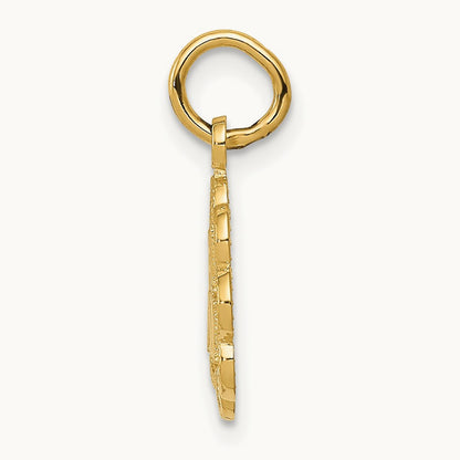 #1 MOM Charm — photo set