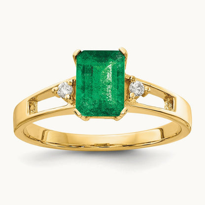 7x5mm Emerald Cut Emerald Diamond Ring — 14K Yellow Gold