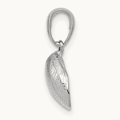 Small Clam Shell Pendant — 14K White Gold