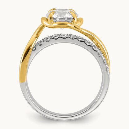 14ktt Certified Round Center Lab Grown Diamond VS+ F+ Ring
