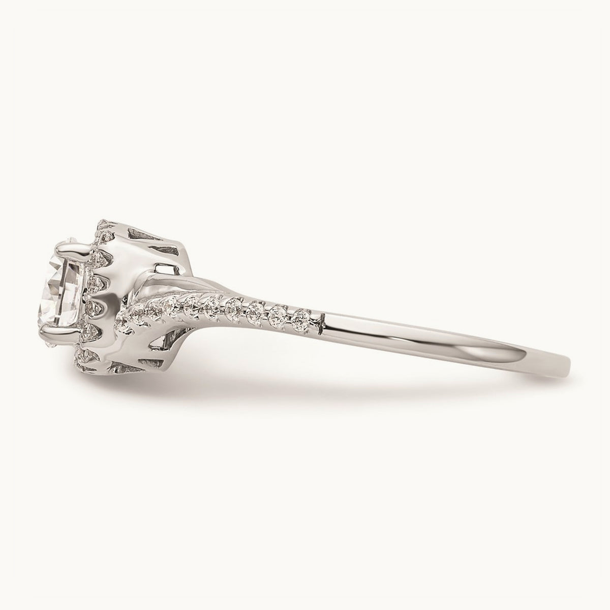 Round Halo Engagement Ring Mounting
