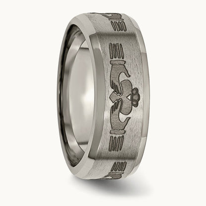 Brushed/Polished Claddagh Laser Design Beveled Edge Band — photo set