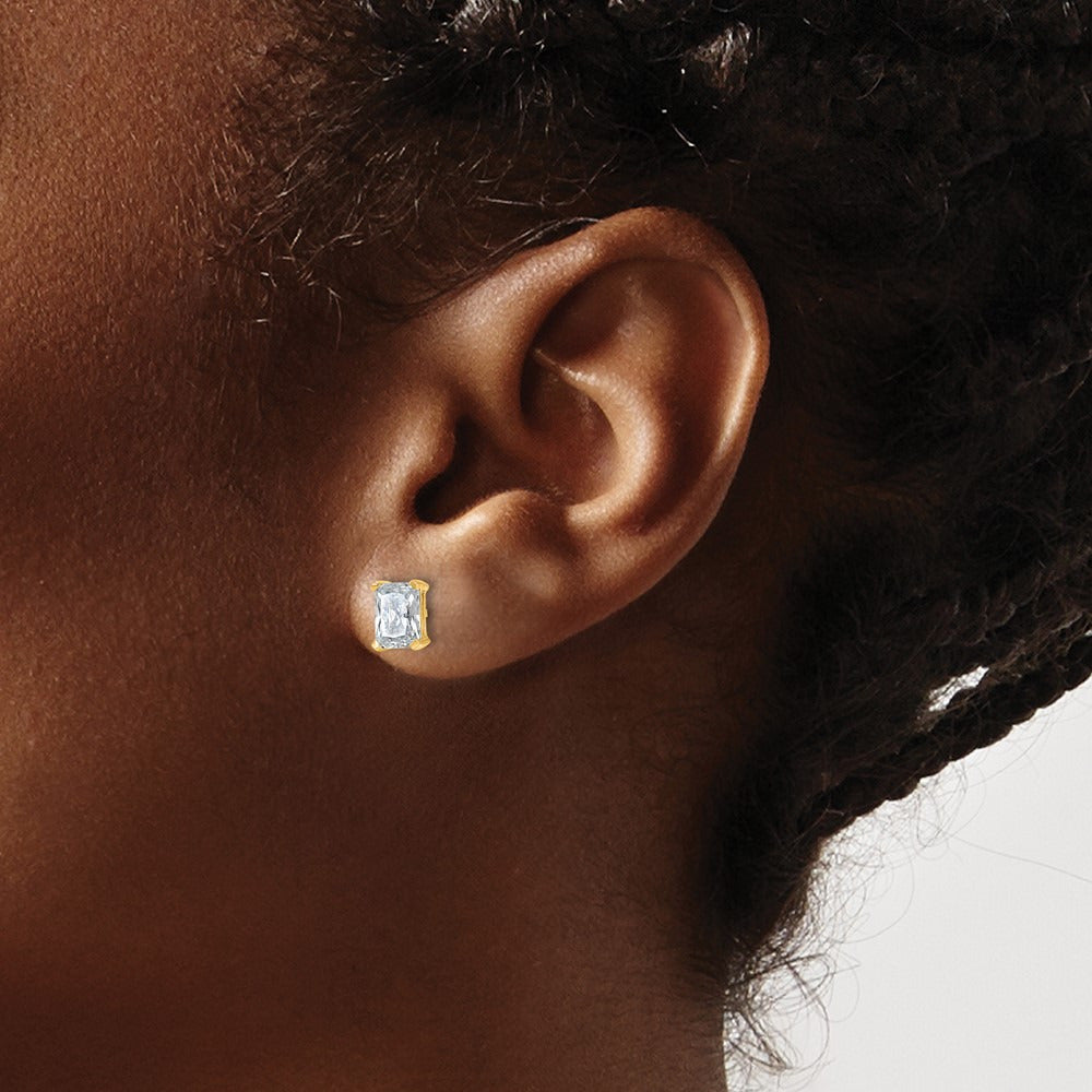 Radiant Four-Prong Stud Earrings, 0.50-6.00 ct tw Lab-Grown Diamond — 1 1/2 ct, 14K Yellow Gold