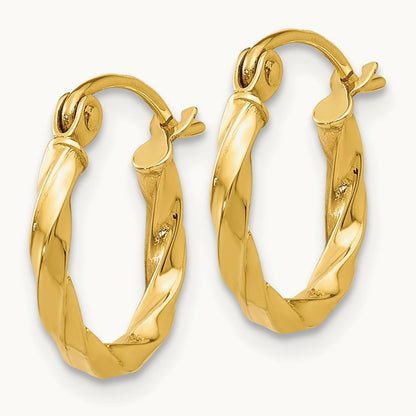 Twist Polished Hoop Earring — 10mm