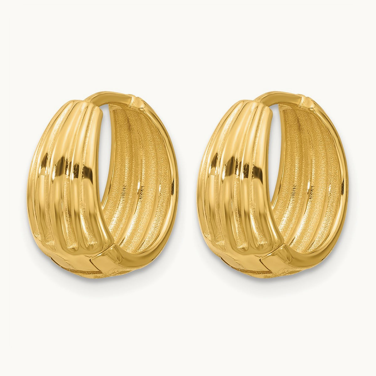 Polished/Grooved Round Huggie Hoop Earrings, 14K — Leslie's