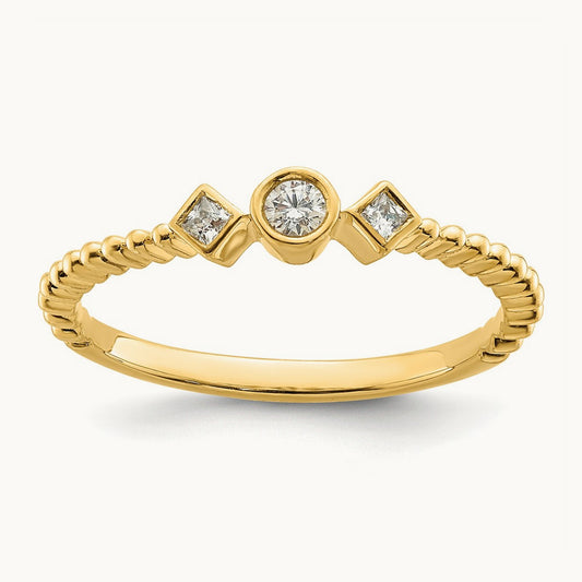 Scalloped Band Petite Round Complete Diamond Ring — 14K Yellow Gold, 7