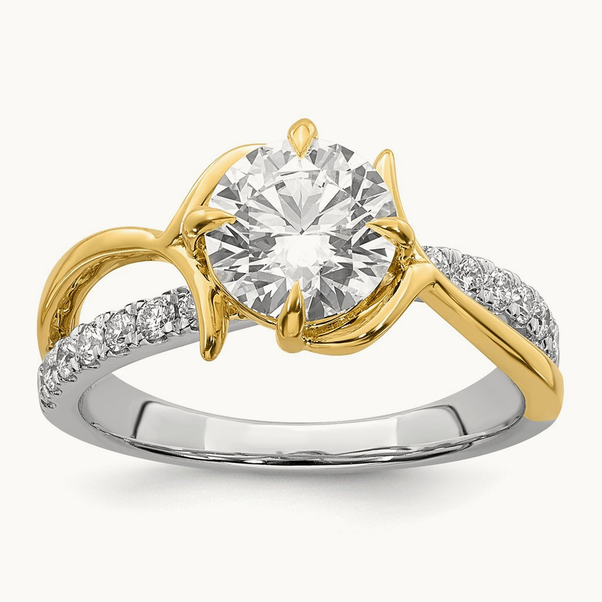 14ktt Certified Round Center Lab Grown Diamond VS+ F+ Ring