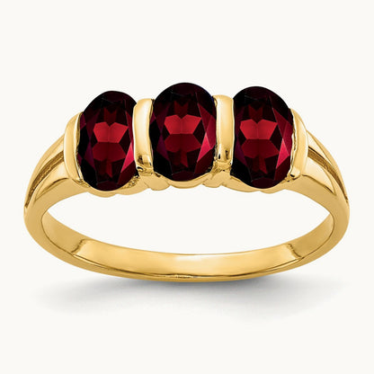 6x4mm Oval Garnet ring, 14K