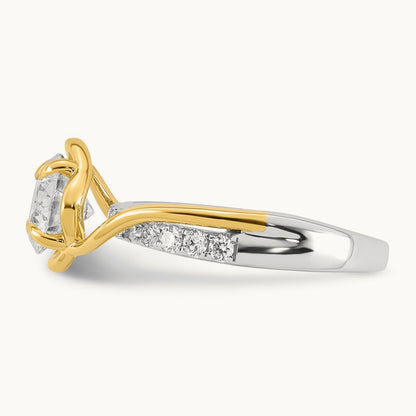 14ktt Certified Round Center Lab Grown Diamond VS+ F+ Ring