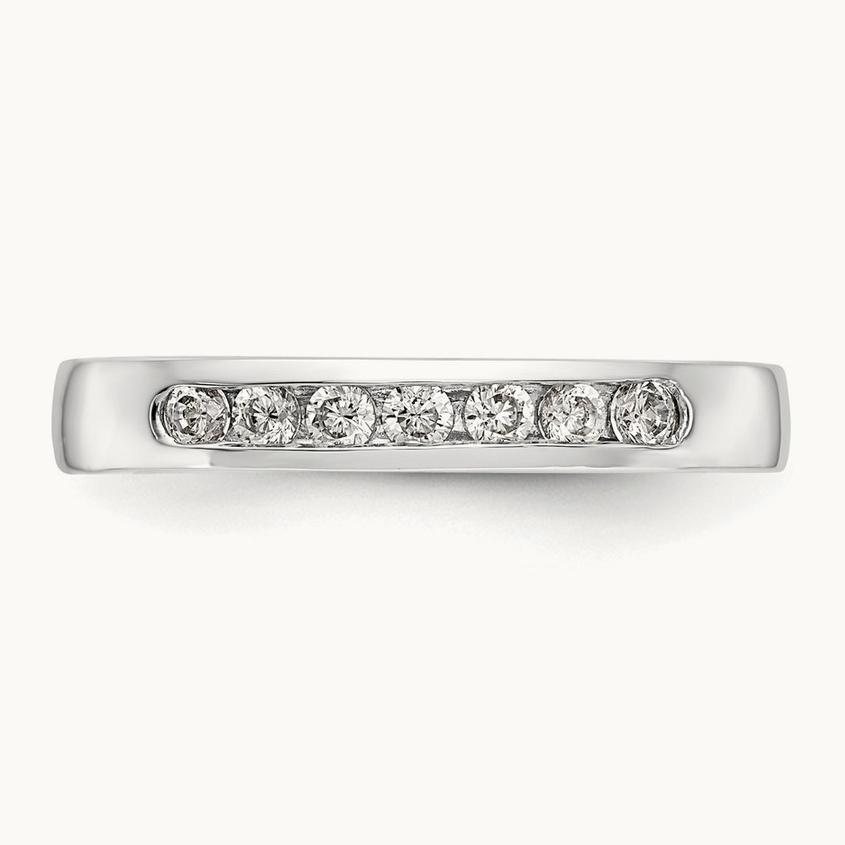 Setting: 7- Stone Closed Channel Band Mounting, 2mm — 14K White Gold