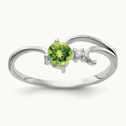 Peridot AA Diamond ring