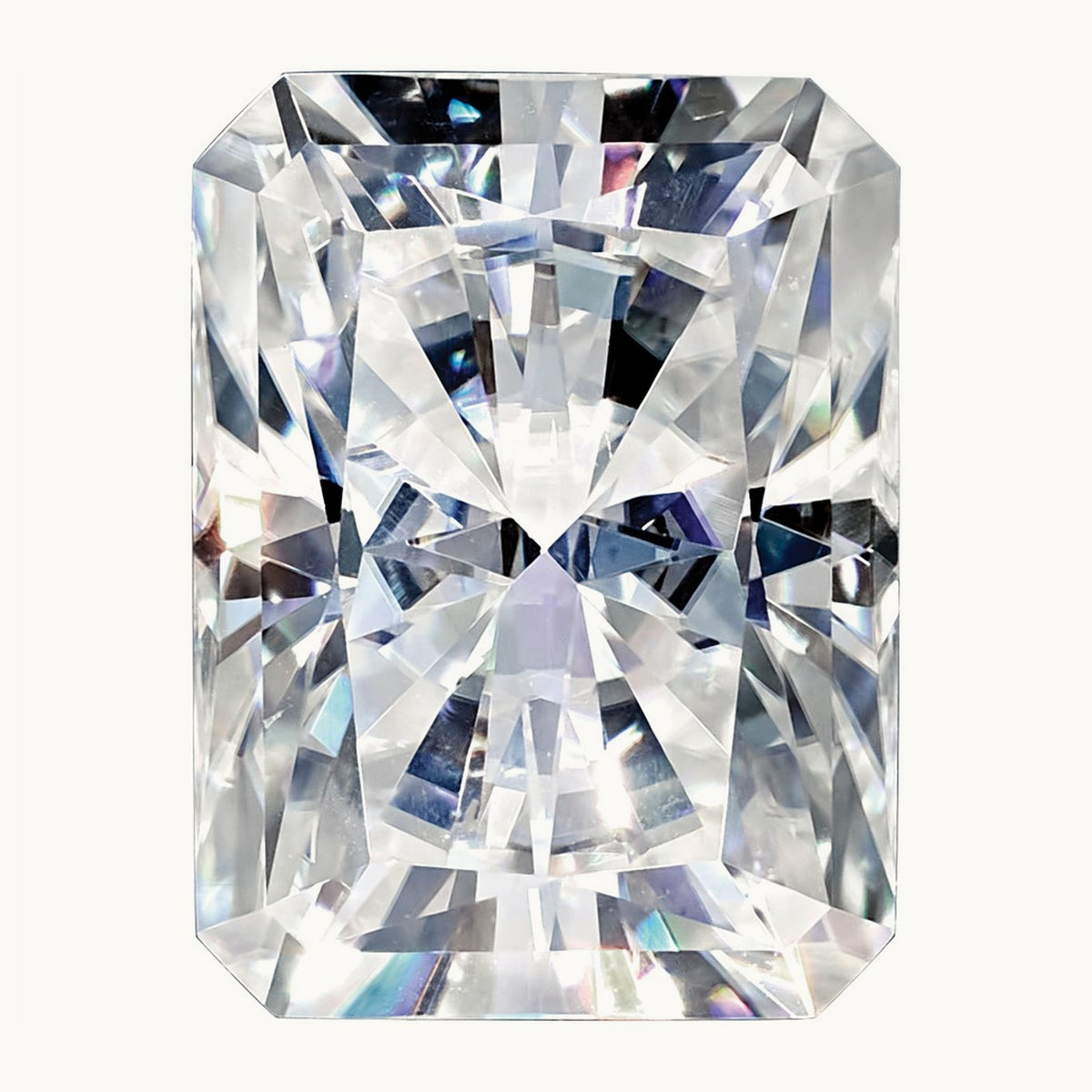 4x2mm Emerald Radiant Cut Pure Light D-E-F Moissanite