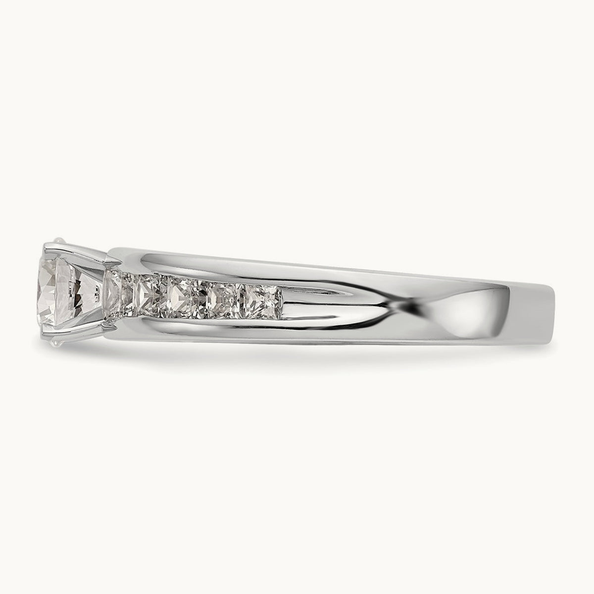 Peg Set Engagement Ring Mounting