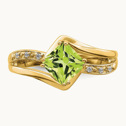 Peridot and Diamond Ring, 14K