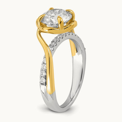 14ktt Certified Round Center Lab Grown Diamond VS+ F+ Ring
