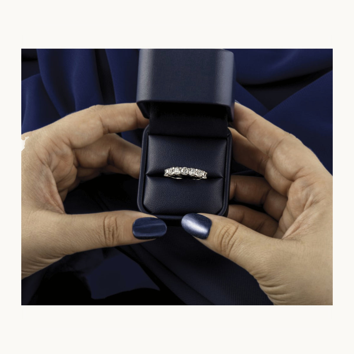 Cushion 7 Stone Band, 2.50 ct tw Lab-Grown Diamond — 14K White Gold