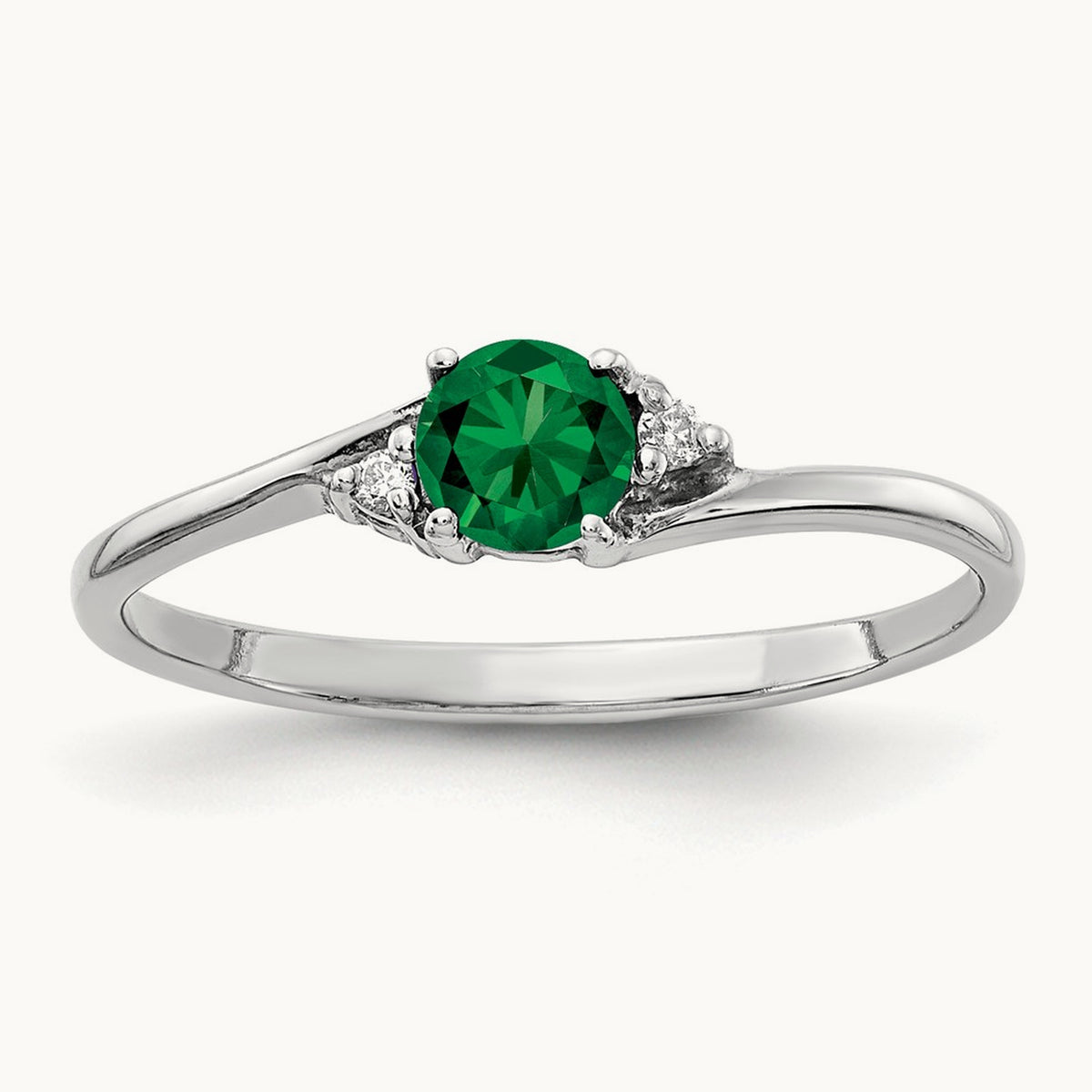 Mount St. Helens AA Diamond ring, 4mm, 14K White Gold