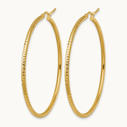 Diamond-cut Round Tube Hoop Earrings, 2mm, 10K — Leslie's