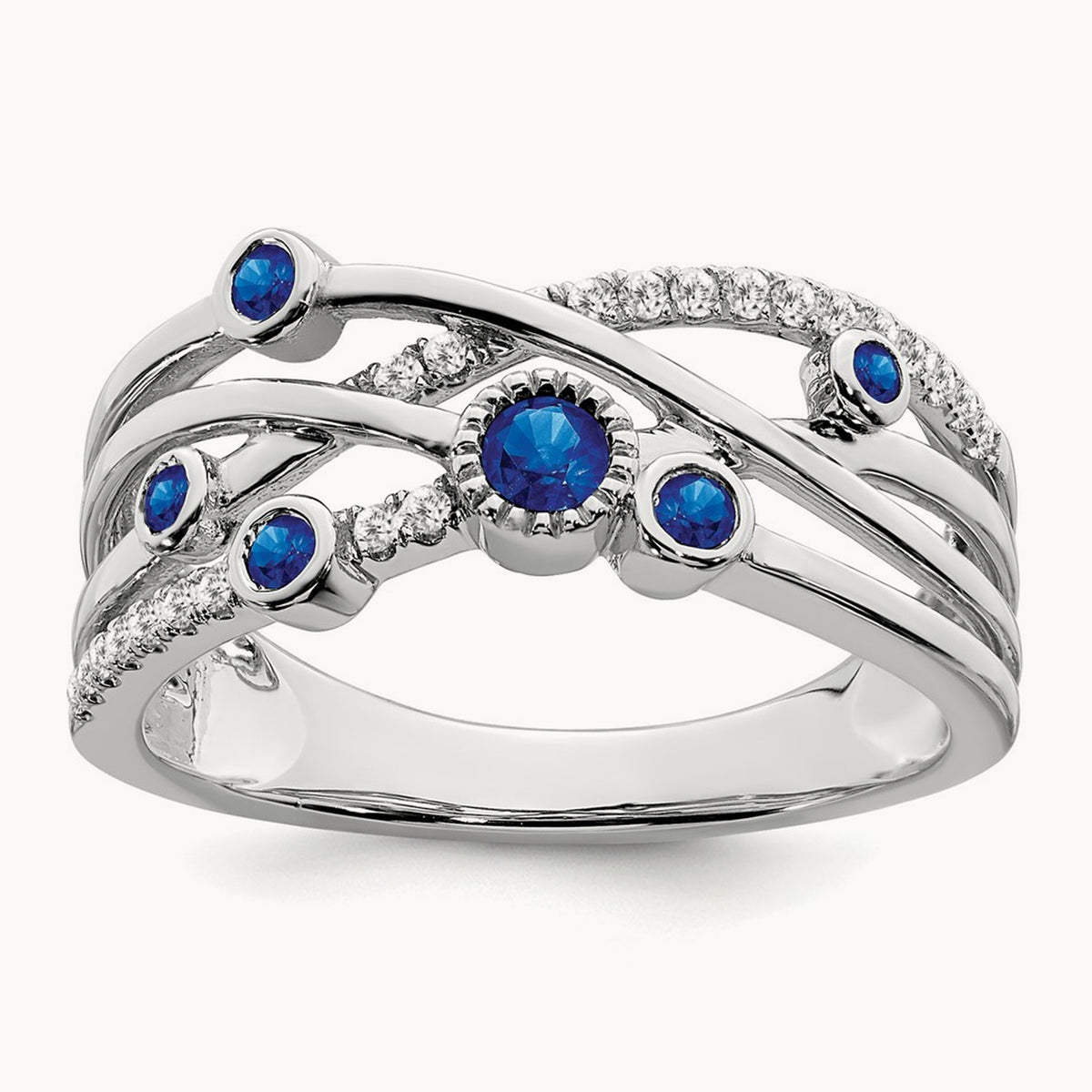 Sapphire and Diamond Ring — photo set