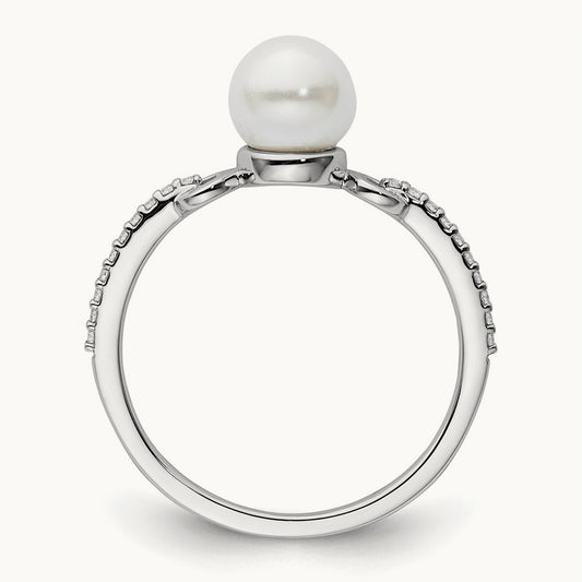 Polished Diamond and Pearl Fashion Ring — photo set
