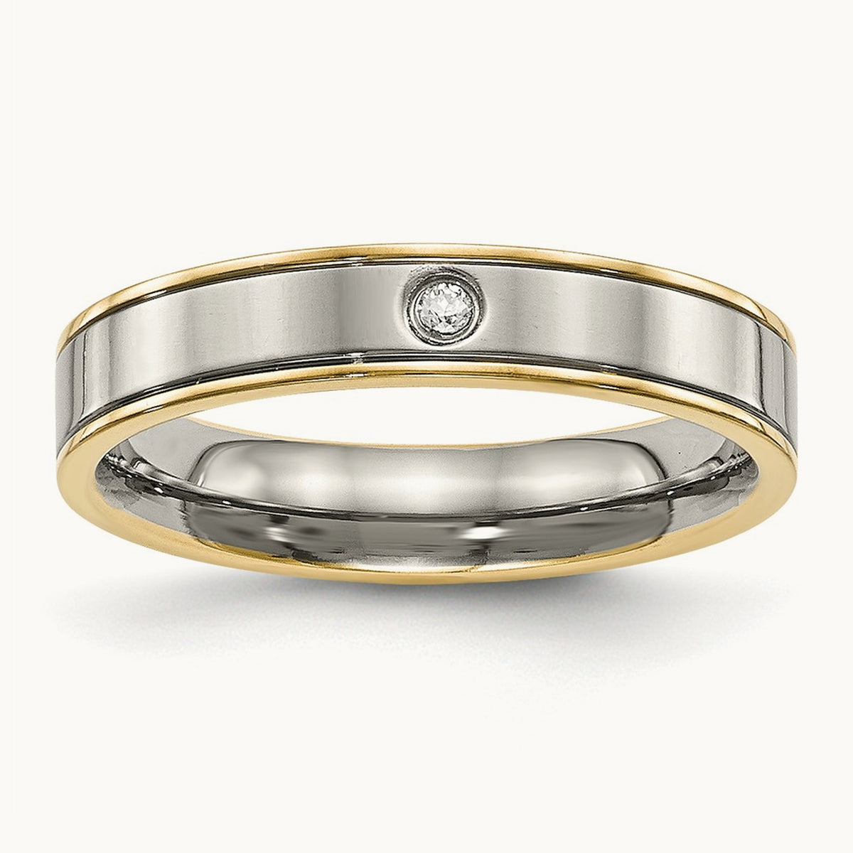Titanium Polished Yellow IP-plated with CZ 5mm Grooved Comfort Fit Band