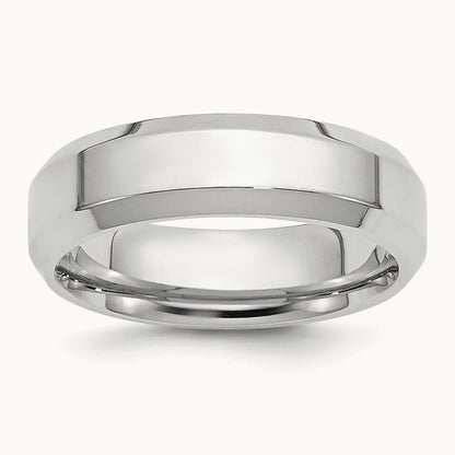 Polished Beveled Edge Wedding Band, 5mm, Platinum