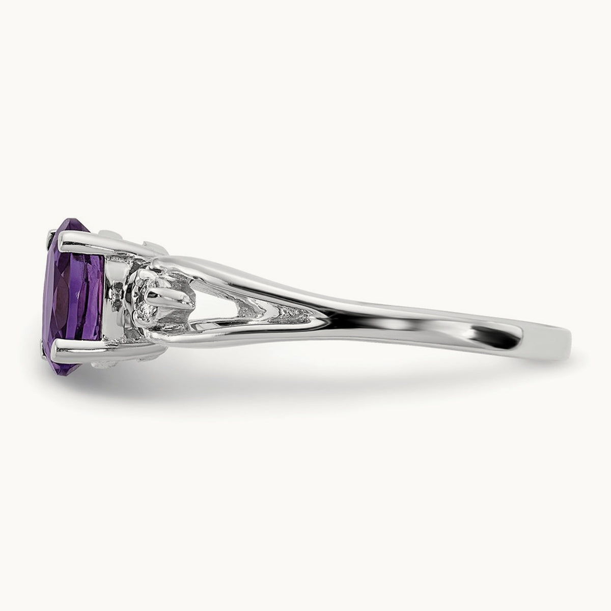 7x5mm Oval Amethyst AA Diamond ring, 14K White Gold