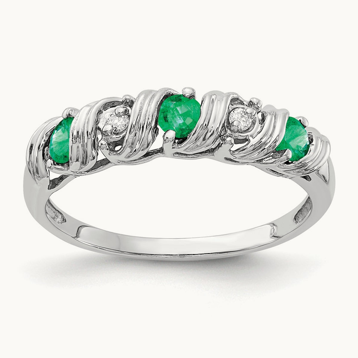 Emerald AA Diamond ring — 14K White Gold