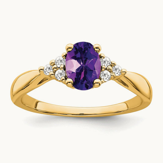 Amethyst and Diamond Ring — 14K Yellow Gold, 7