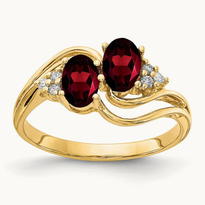 Oval Garnet AA Diamond ring — photo set