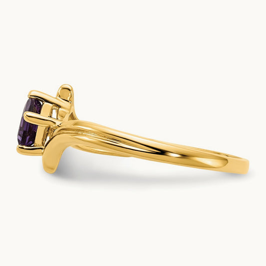 Princess Cut Amethyst Ring — 14K Yellow Gold