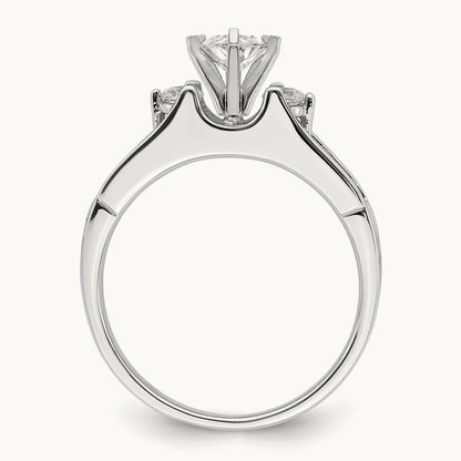 Engagement Ring, 5/8 ct Lab-Grown Diamond