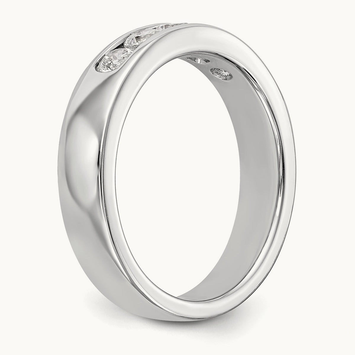 Setting: 5- Stone Closed Channel Band Mounting, 3.1mm — 14K White Gold
