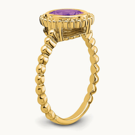 Oval Amethyst Ring — 14K Yellow Gold, 7