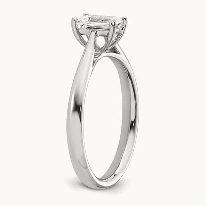 Emerald Solitaire Engagement Ring Mounting