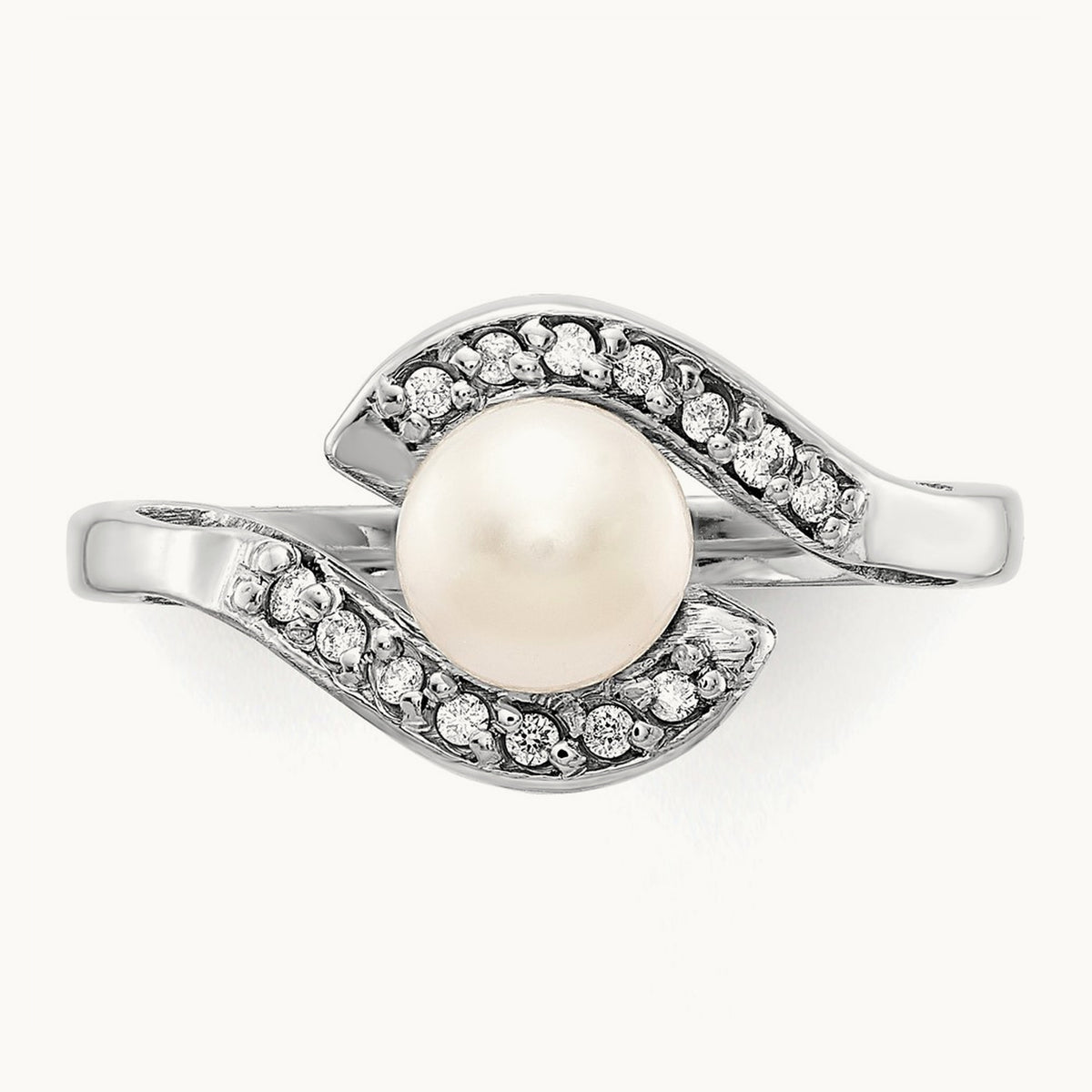 FW Cultured Pearl AA Diamond ring, 5.5mm, 14K White Gold