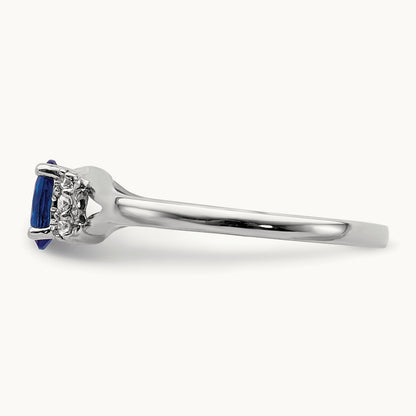Diamond and Oval Sapphire Ring — photo set