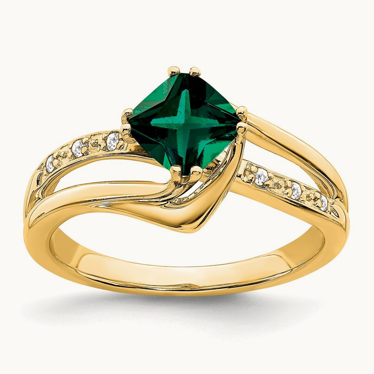 Created Emerald and Diamond Ring — photo set