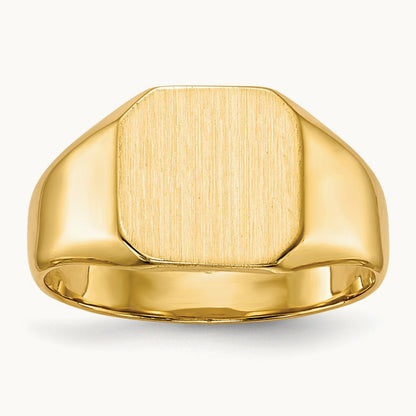 9.5x9. Closed Back Signet Ring, 5mm, 14K