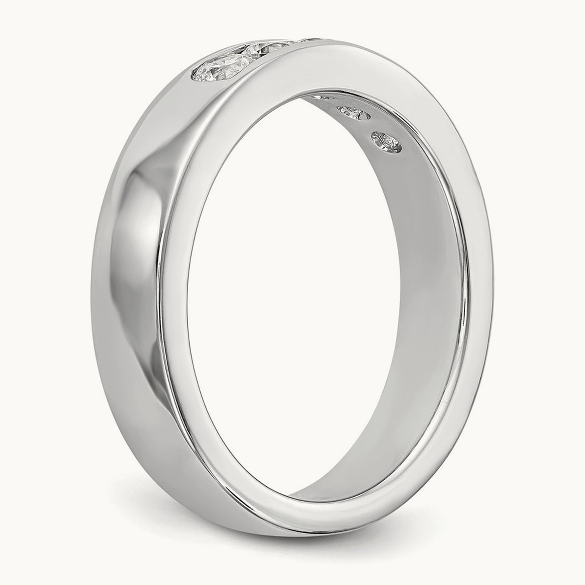 Setting: 5- Stone Closed Channel Band Mounting, 2.9mm, 14K Gold — 14K White Gold