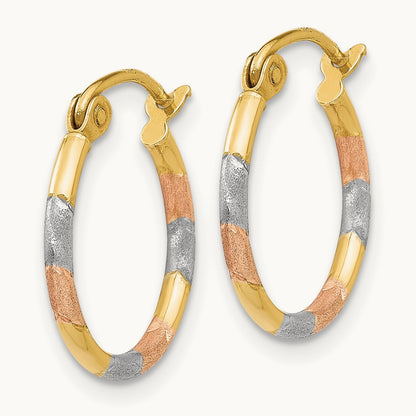 Satin & Diamond-cut Hoop Earrings with white and rose rhodium — 1.5mm
