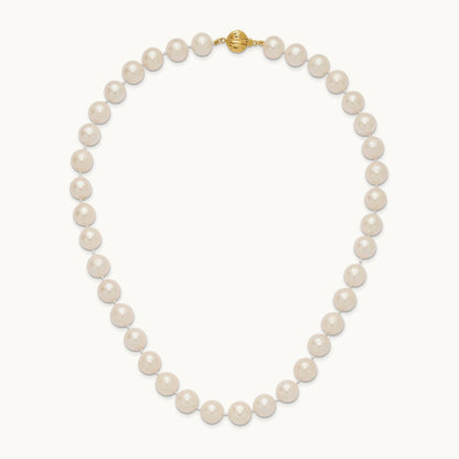 11- White Near Rnd Freshwater Cultured Pearl 18in Necklace, 12mm, 14K