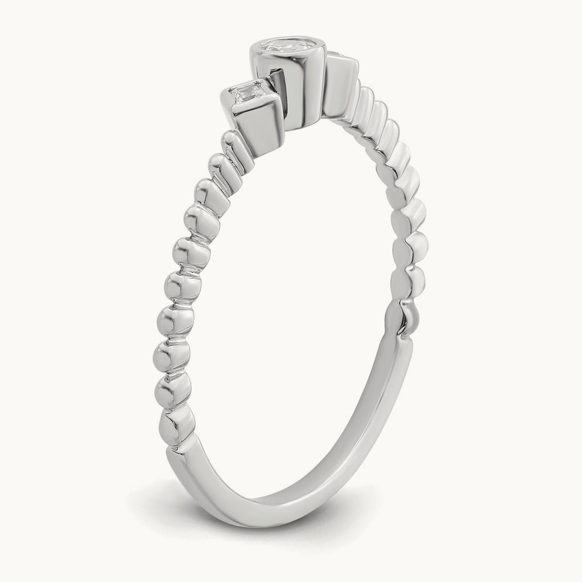 Scalloped Band Petite Round Complete Diamond Ring — 14K White Gold, 7