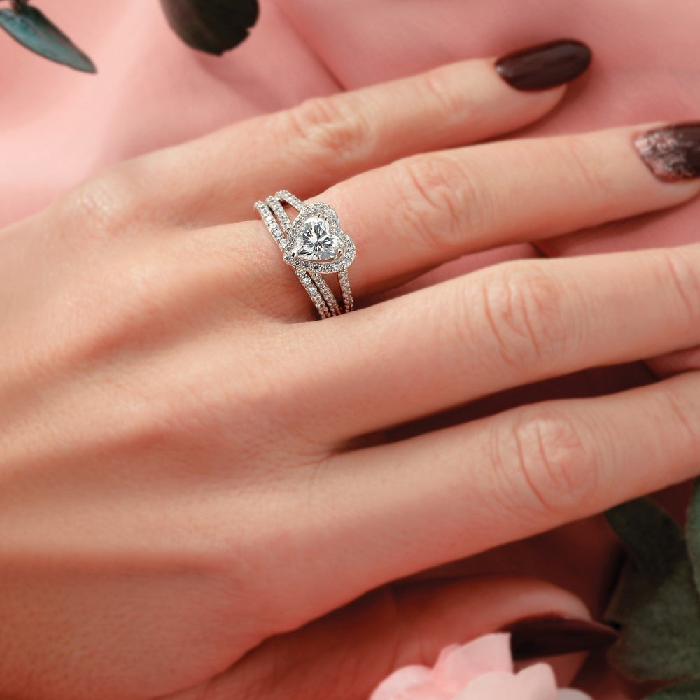 Shared-Prong Wedding Band — 2/5 ct, 7