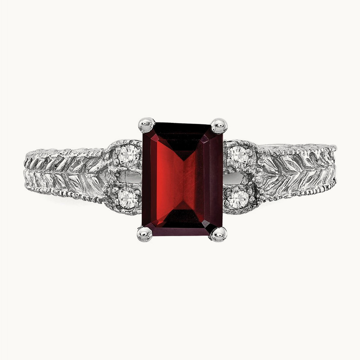 Garnet & AA Diamond Ring — photo set