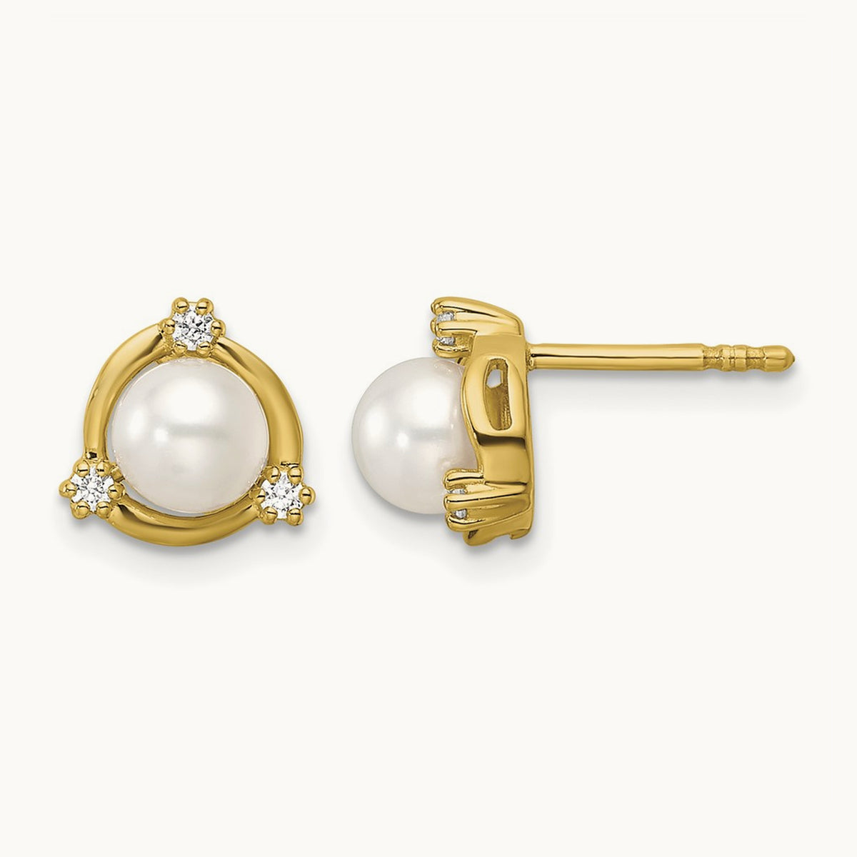 5.50 Mm Freshwater Cultured Pearl Post Earrings, 0.10 ct tw Lab-Grown Diamond