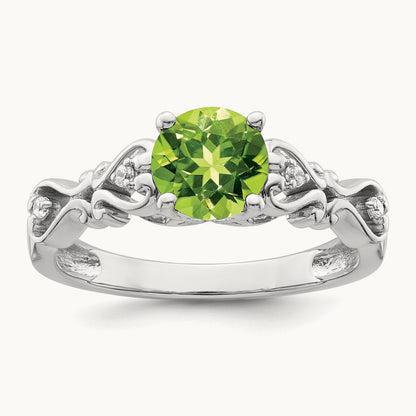Polished Peridot and Diamond Ring — photo set