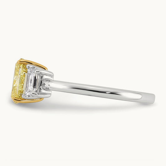 Oval Vivid Yellow & Trapezoid Ring, 1.50-4.25 ct tw Lab-Grown Diamond