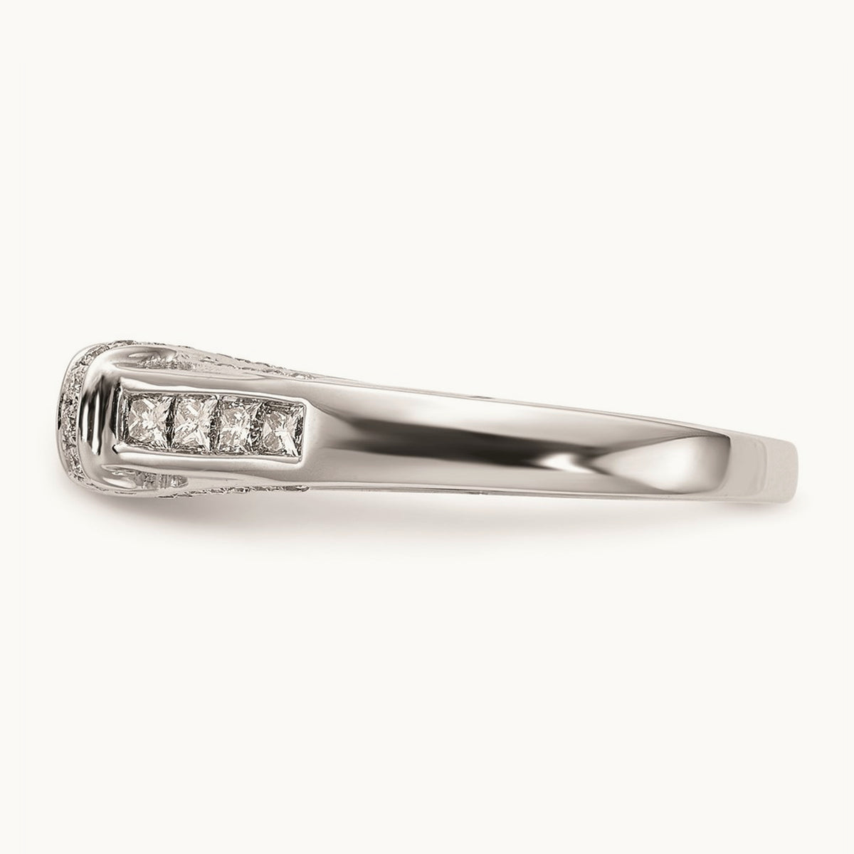 Peg Set Engagement Ring Mounting