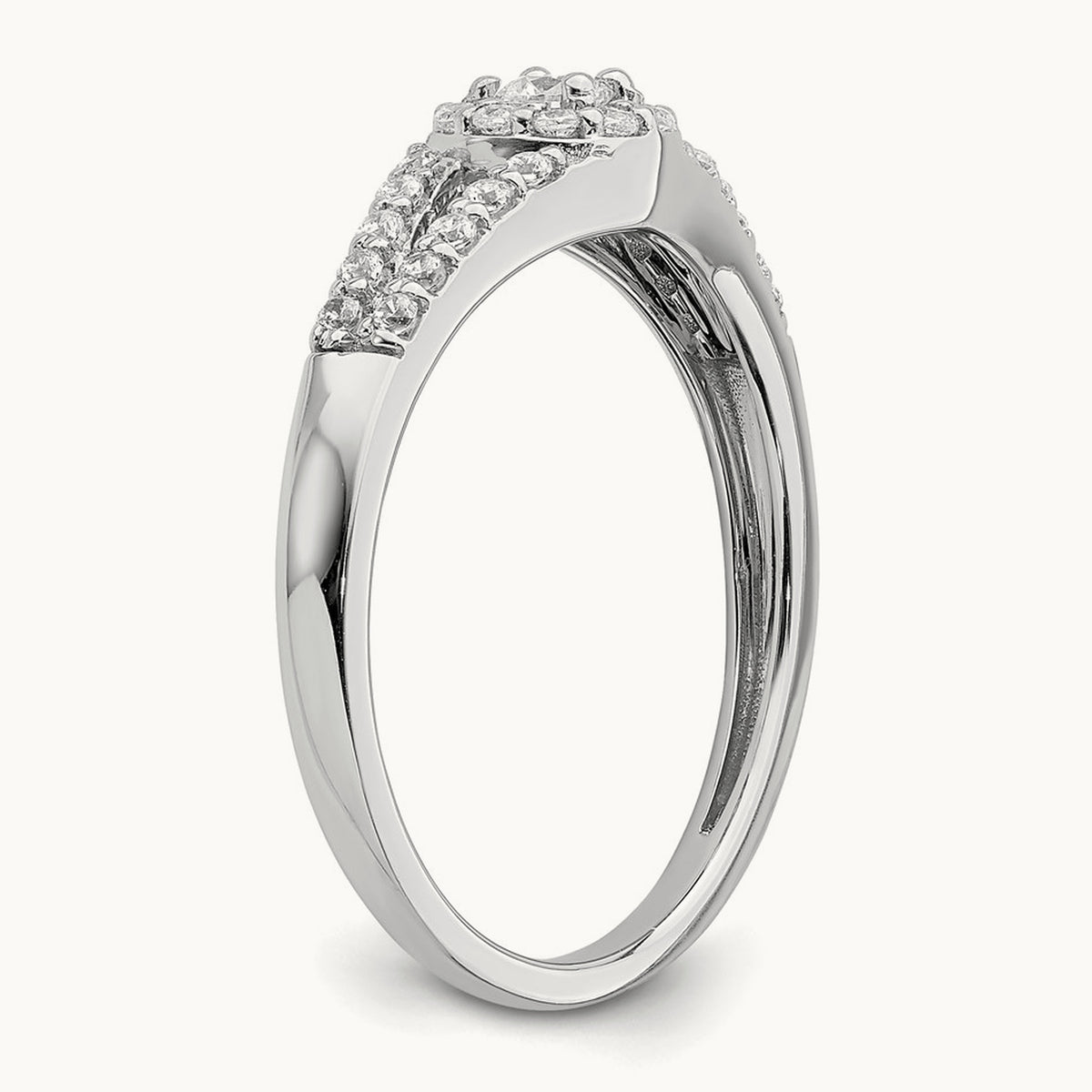 Round Halo Engagement Ring — VS/SI (Great), 7